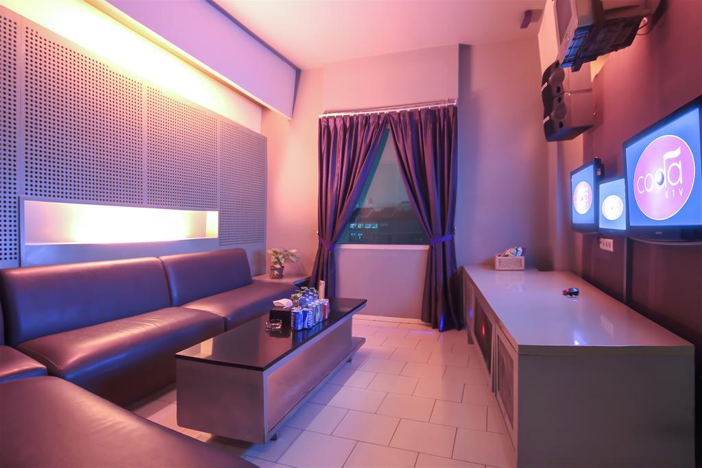 Sparks Life Jakarta, Artotel Curated Εξωτερικό φωτογραφία