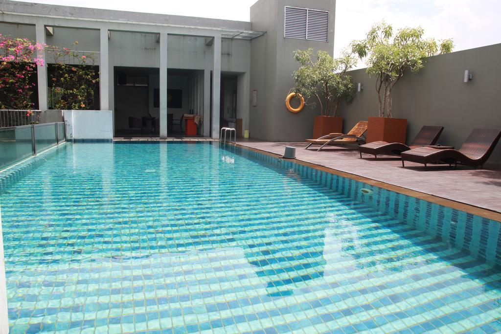 Sparks Life Jakarta, Artotel Curated Εξωτερικό φωτογραφία