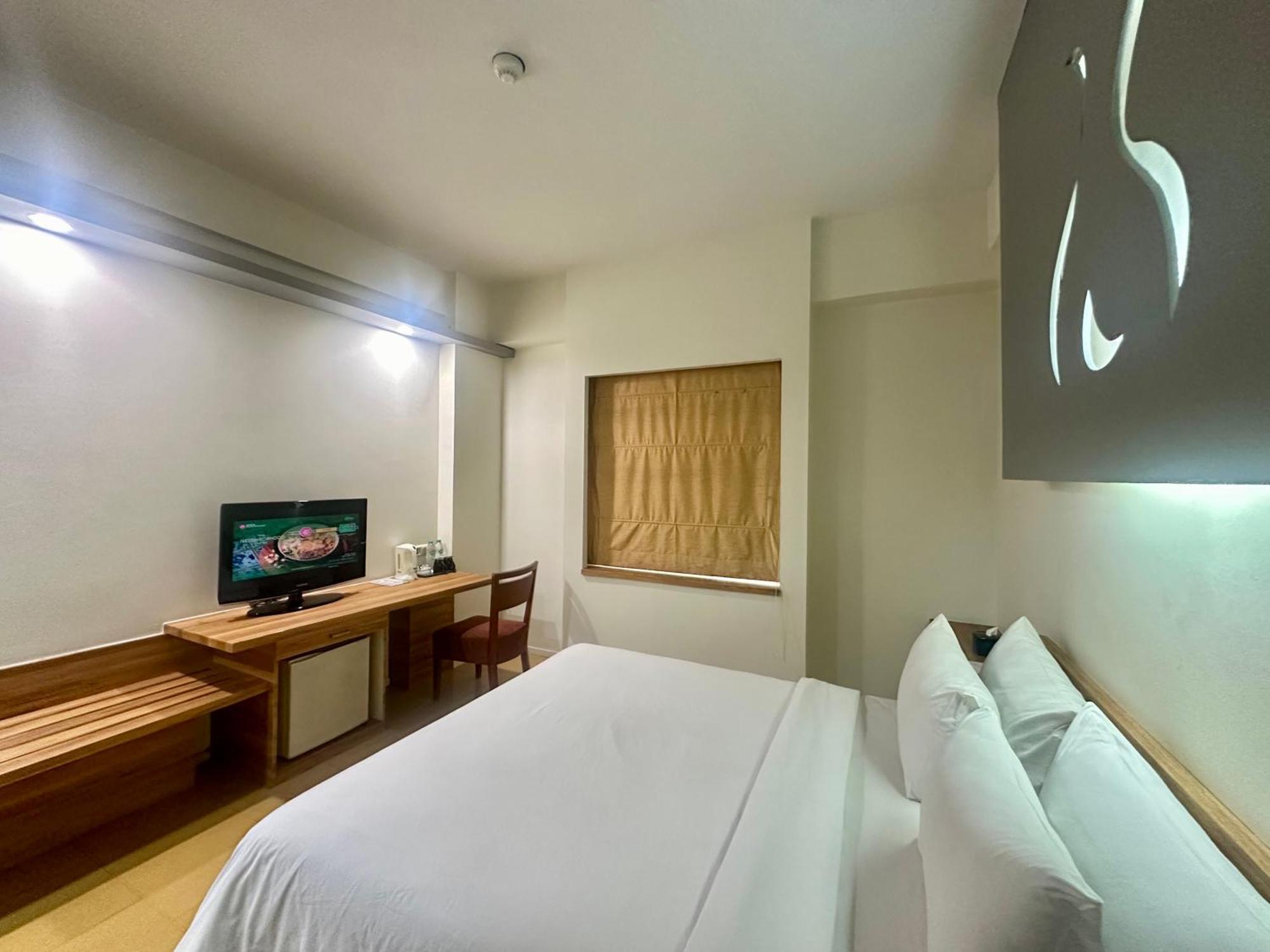 Sparks Life Jakarta, Artotel Curated Εξωτερικό φωτογραφία